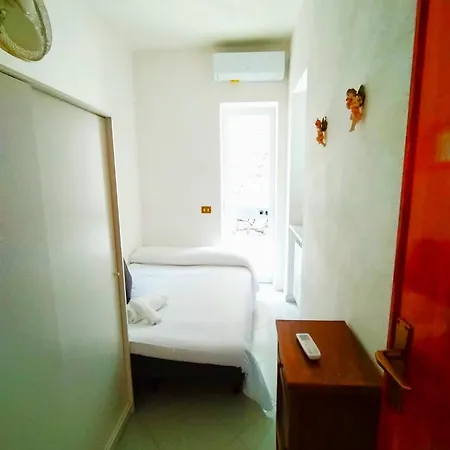 Angelo Villa Ischia